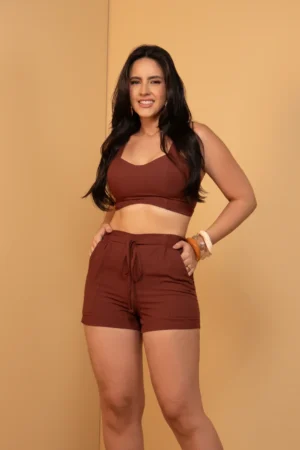Short Renata Marrom